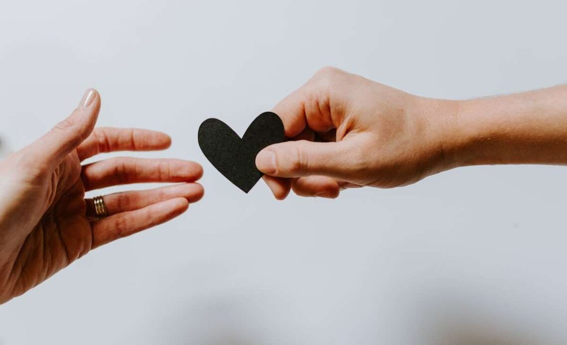 5 ways families can support loved ones facing mental health struggles